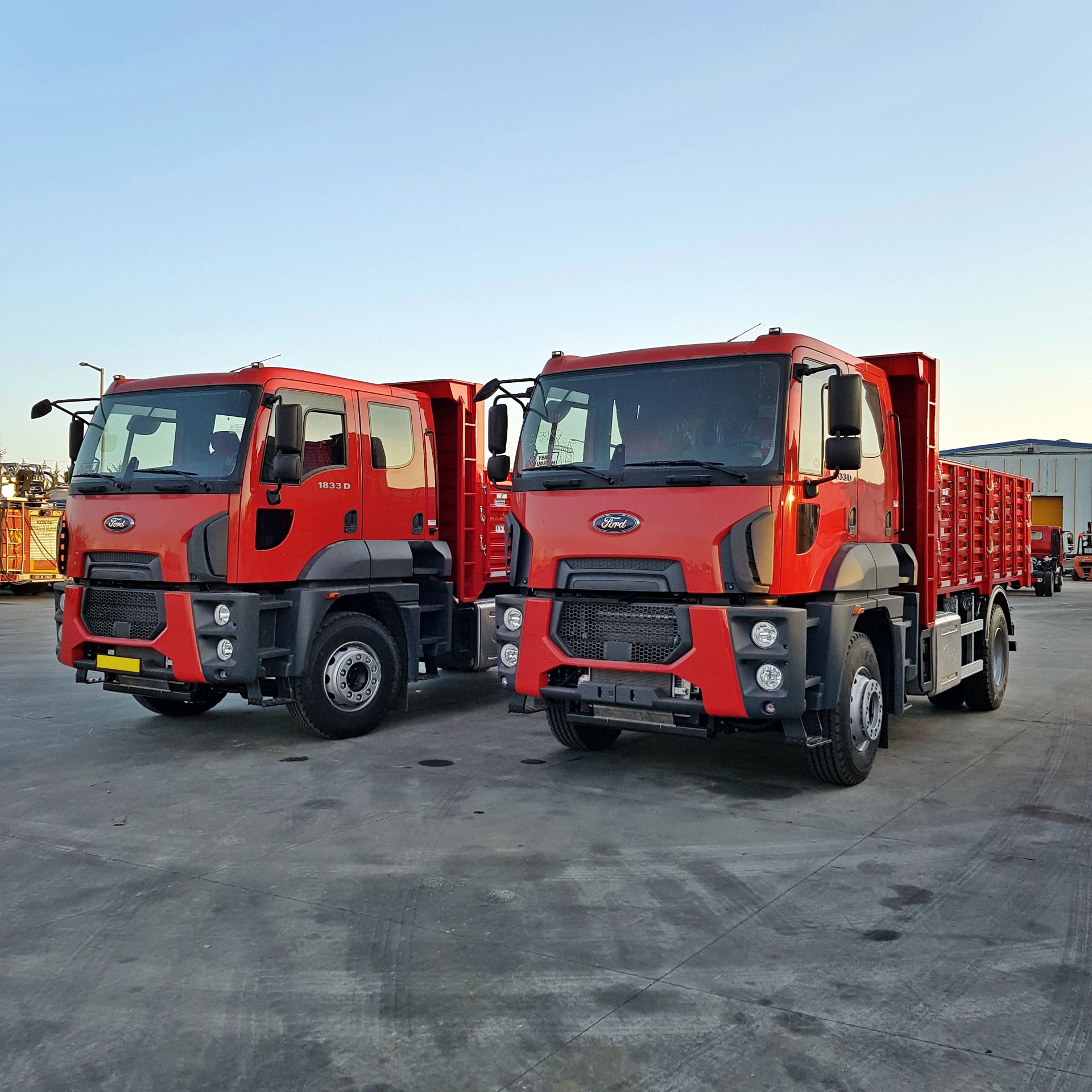 Tippers / Dumpers