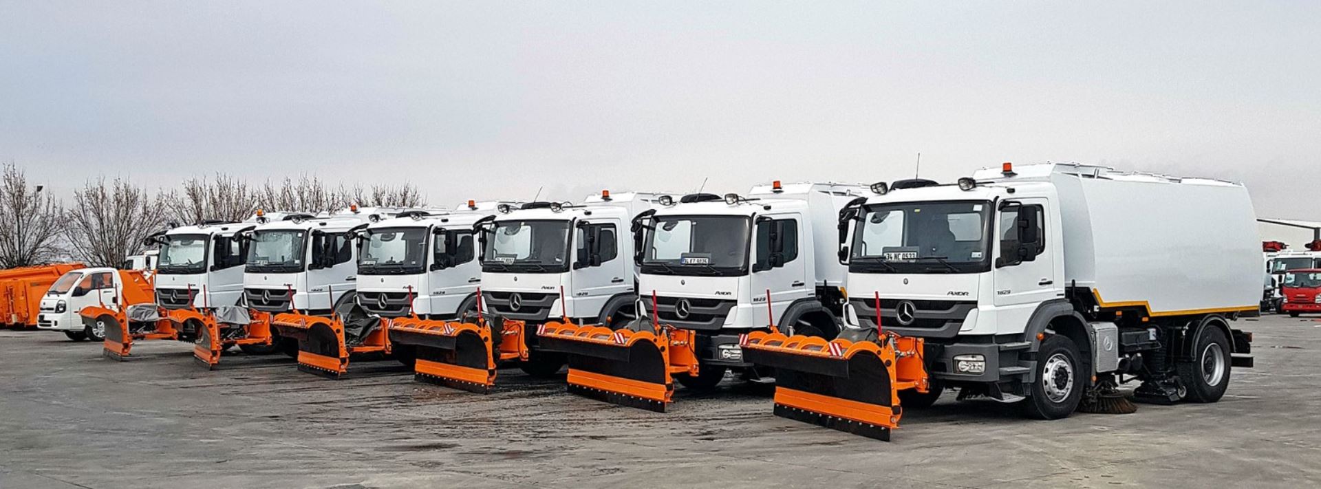 Vacuum Road Sweepers